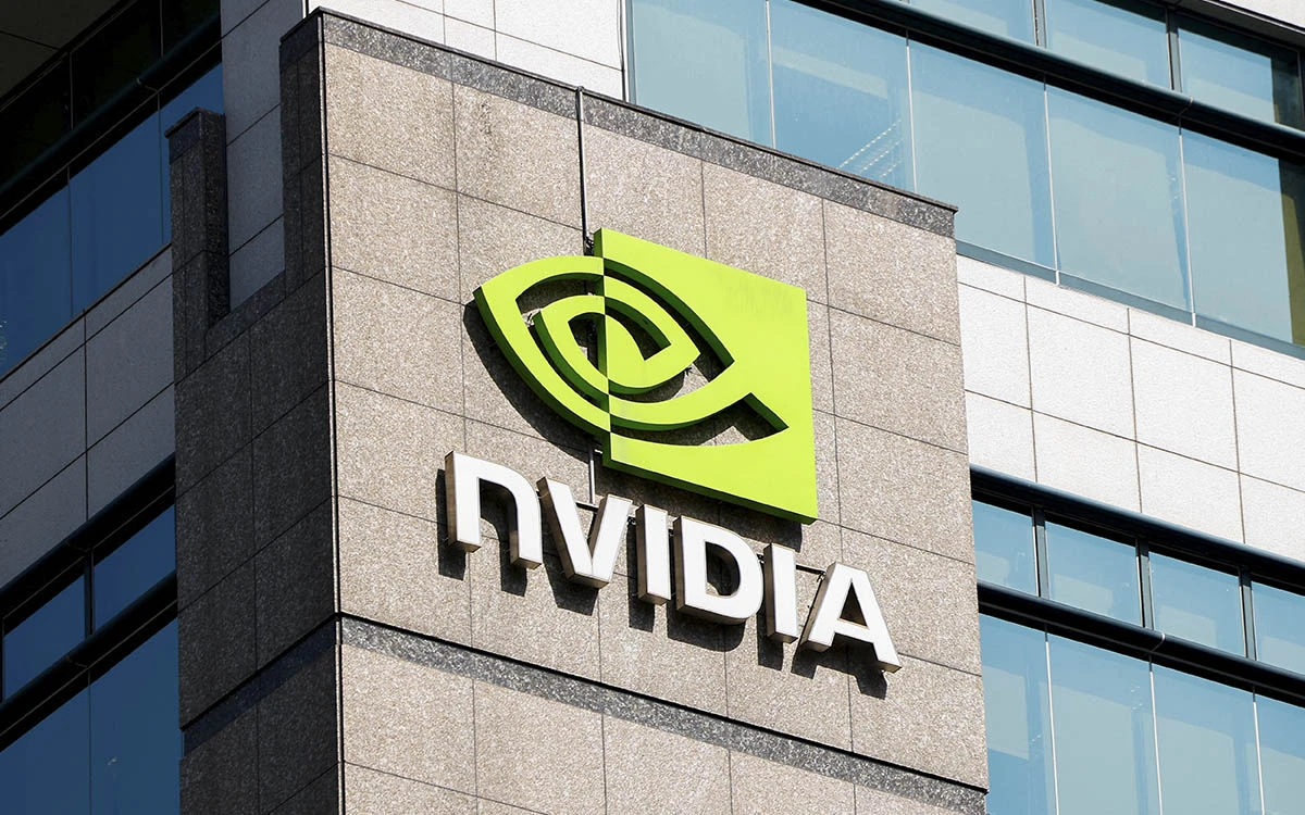 China pide a sus empresas a no usar los chips H20 de Nvidia en sus sistemas: Bloomberg