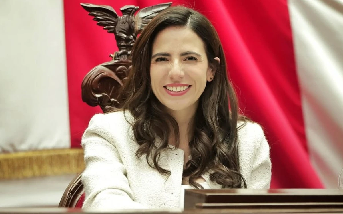 Diputada denunció agresiones tras usar minifalda: ‘El problema no es mi falda, es tu machismo’
