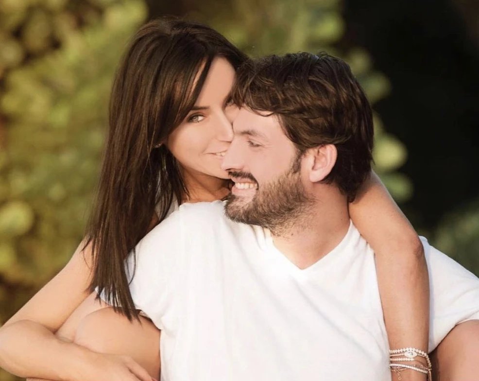 Reportan que Víctor Álvarez Puga, esposo de Inés Gómez Mont, fue detenido en Estados Unidos