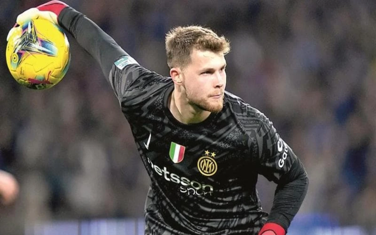 Portero español del Inter de Milan atropella a adulto mayor | Video