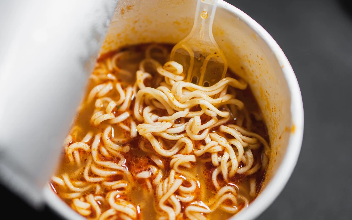 ¿Puedo comer sopas instantáneas todos los días? ¿Qué efectos tiene en mi salud?