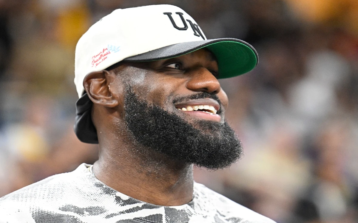 La “decisión” de LeBron James resulta un truco publicitario; recibe ola de críticas | Video