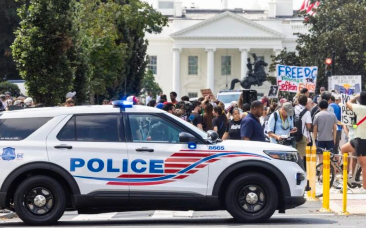 Trump buscará extender más allá de 30 días su control sobre la Policía de Washington