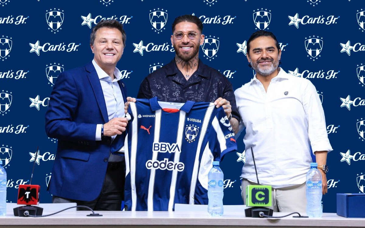 Presentan Rayados del Monterrey a Sergio Ramos | Video