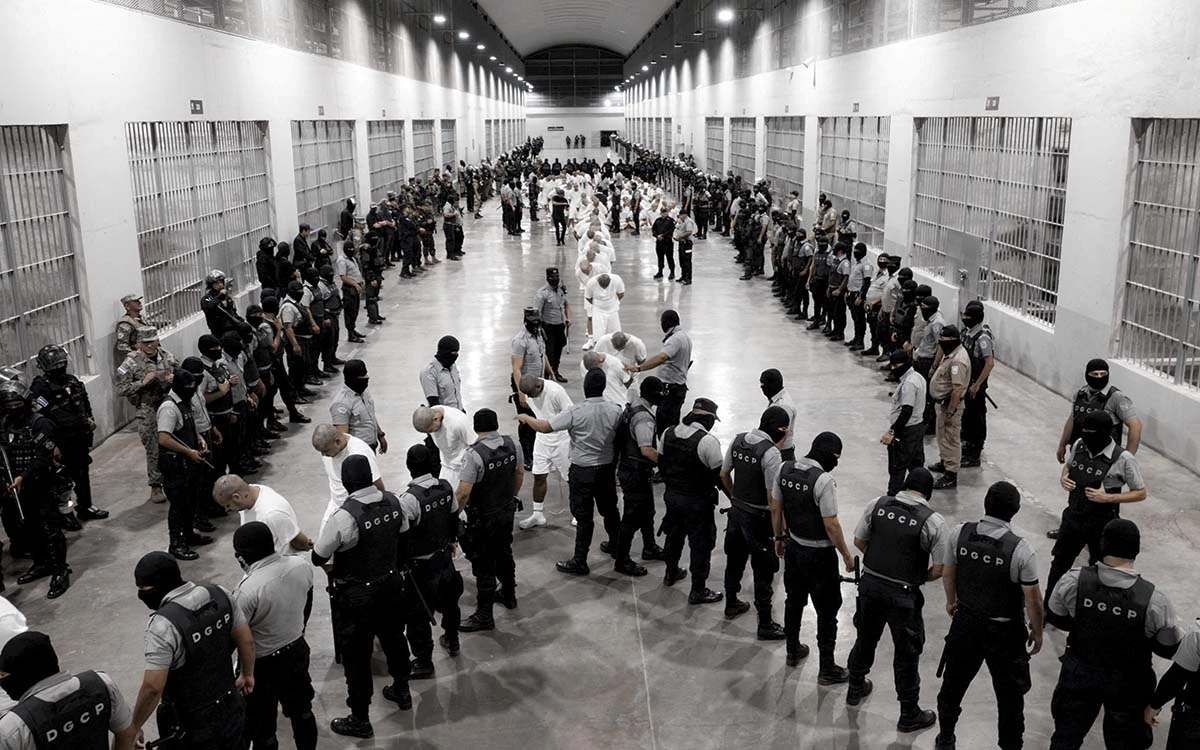 Iglesia católica está preocupada por detención en El Salvador de “presos de otros países”