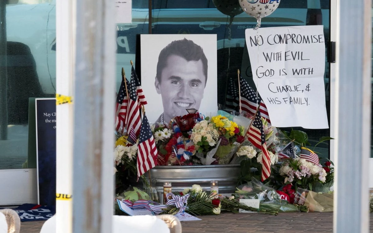 ‘Totalmente en contra’, Sheinbaum condena asesinato de Charlie Kirk