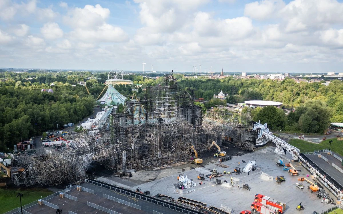 Tomorrowland abre su ‘camping’ tras devastador incendio