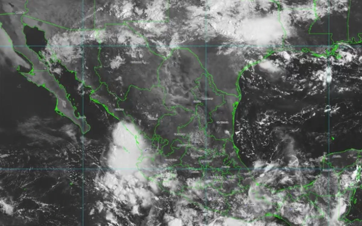Se forma la tormenta la tropical Kiko frente a costas del Pacífico