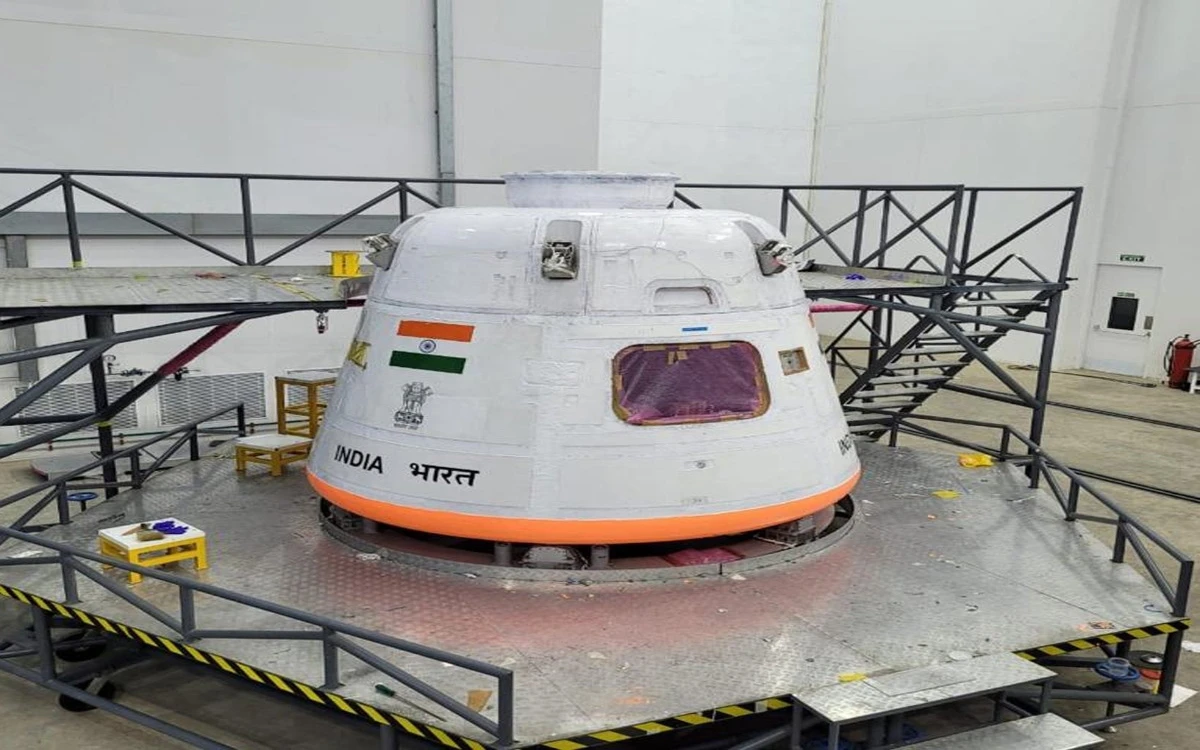 Aplaza India su primer vuelo espacial tripulado hasta 2027