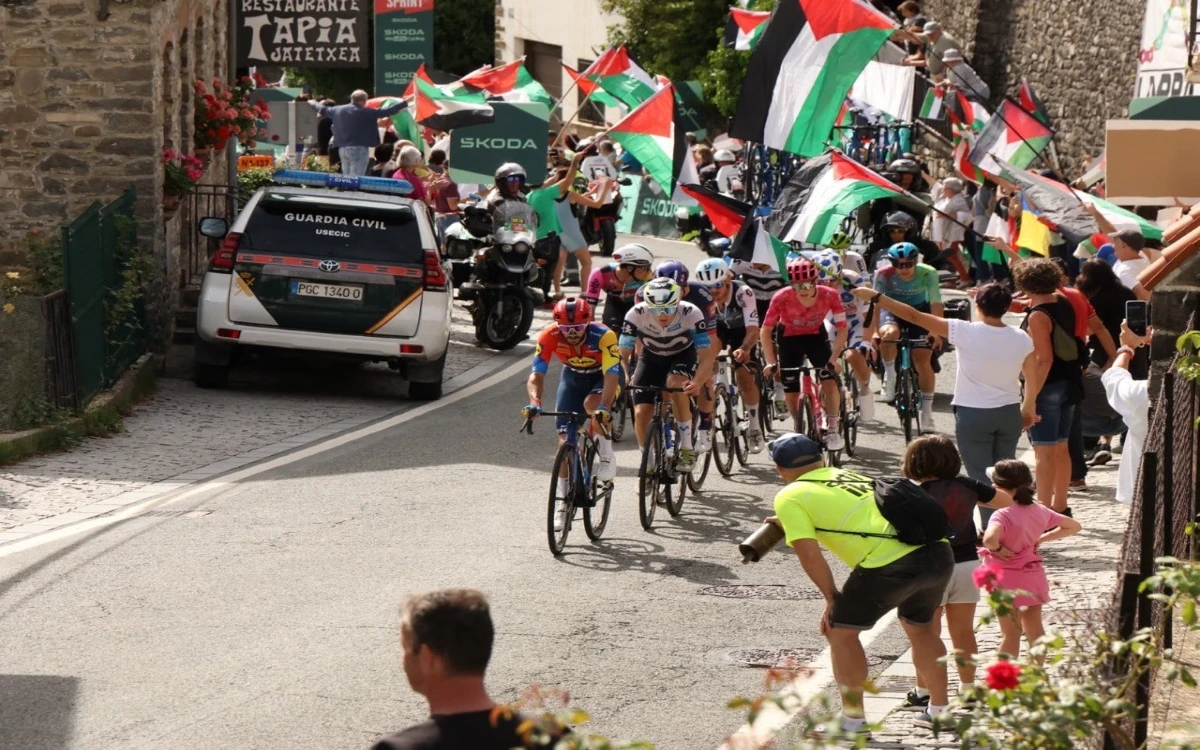 La Vuelta a España 2025: Abandonará pelotón la carrera si hay más protestas que acorten etapas | Video
