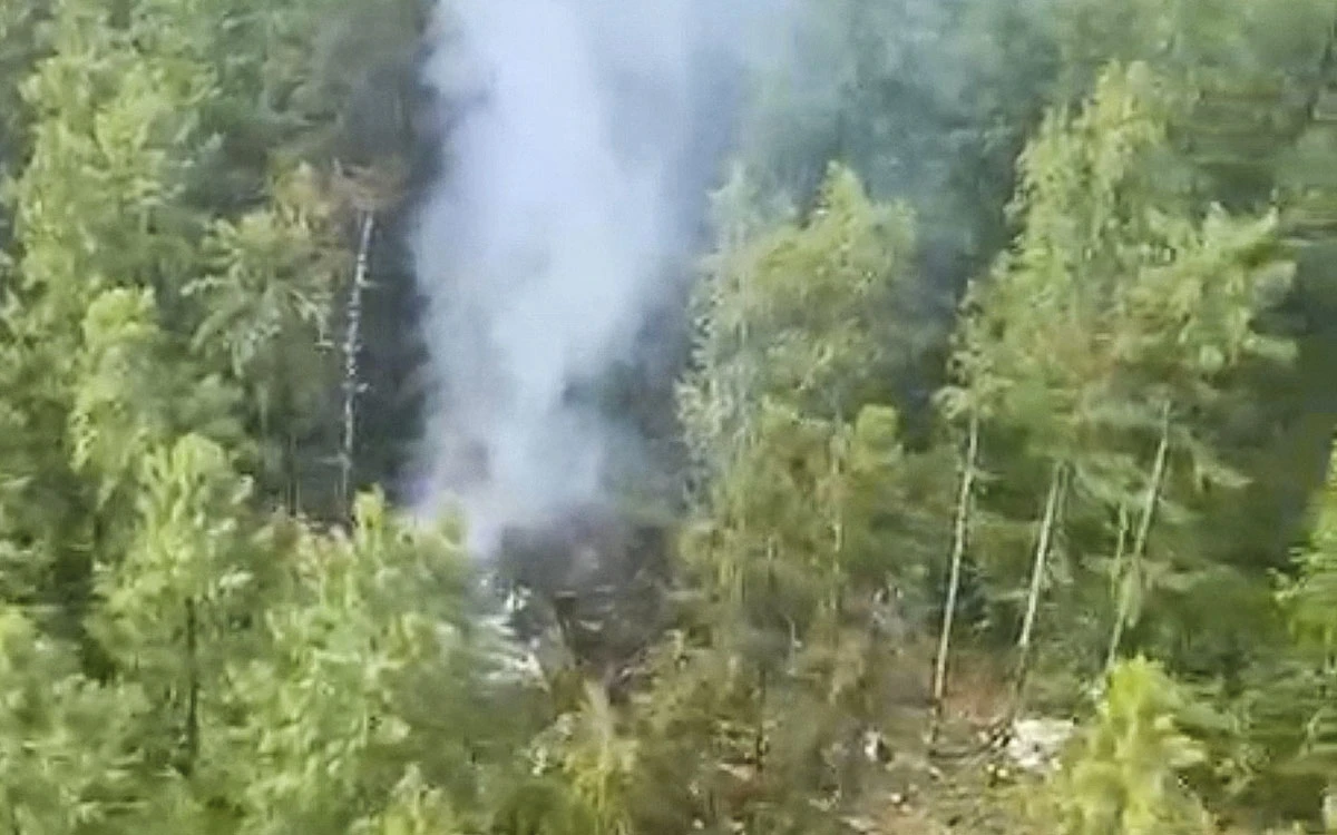Un avión se estrella en Rusia y se teme que hayan muerto casi 50 personas a bordo