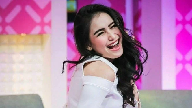 Diboikot di Negara Sendiri, Ayu Ting Ting Malah Dapat Job di SBS Korea