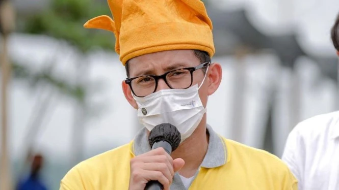 Sandiaga Uno Usulkan Pariwisata Berbasis Vaksin di Bali