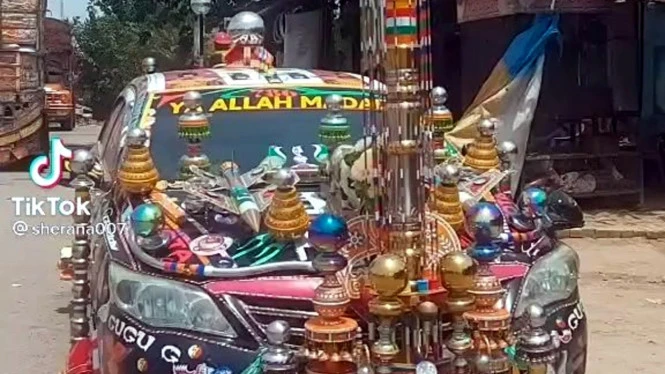 Mobil Toyota Ini Jadi Viral di Media Sosial