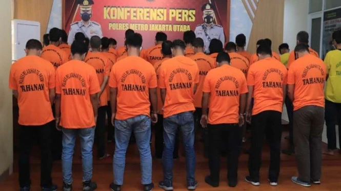 Curhat Sopir ke Jokowi Soal Pungli Ampuh, Ribuan Preman Sudah Diciduk