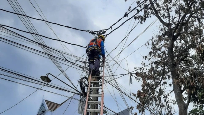 Kemnaker Pelototi PLN karena Belum Bayar THR Kayawan Outsorsing