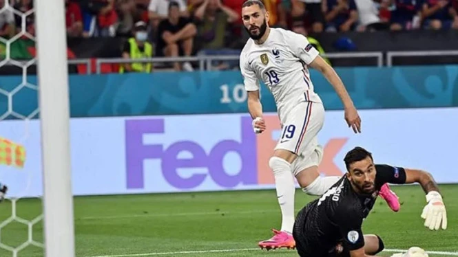 Karim Benzema Tebar Ancaman Usai Bawa Prancis ke Babak 16 Besar EURO