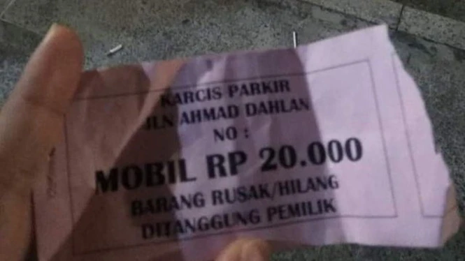 Parkir Rp20 Ribu Hilang Tidak Ditanggung, Warganet: Meresahkan