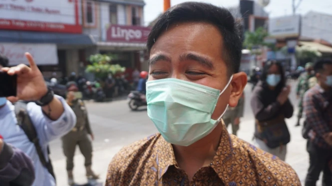 Makam Umum di Solo Dirusak Anak-anak, Gibran Minta Diproses Hukum