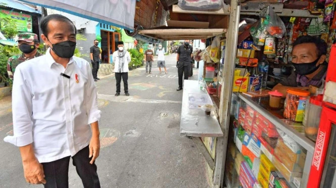 Jokowi Sidak PPKM Mikro di Jakarta, Tak Ada Anies Menemani