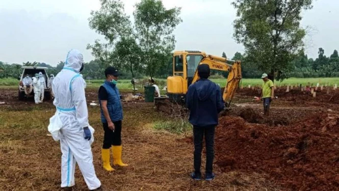 Bidan di Bekasi Meninggal Akibat COVID-19