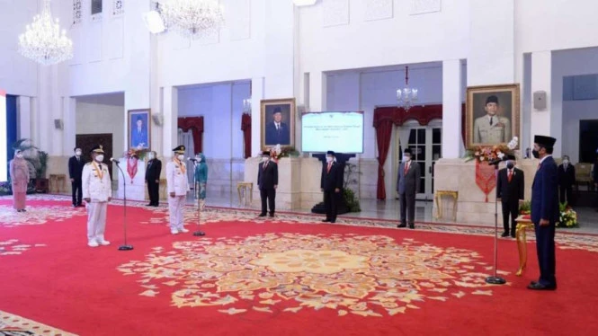Jokowi Lantik Gubernur- Wakil Gubernur Sulawesi Tengah