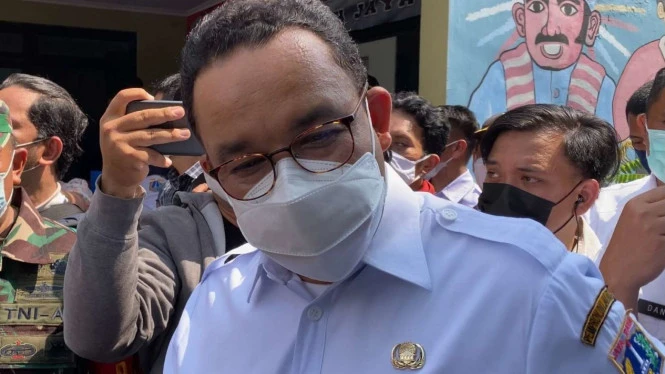 Anies Penuhi Target Jokowi Vaksinasi 100 Ribu Orang Per Hari