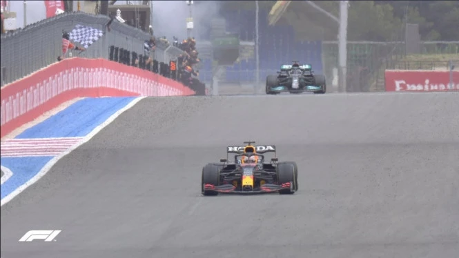 Max Verstappen Susah Payah Menangi Balapan F1 GP Prancis 2021