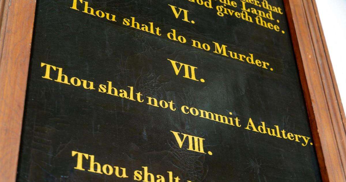 Judge weighs Louisiana law requiring Ten Commandments in schools