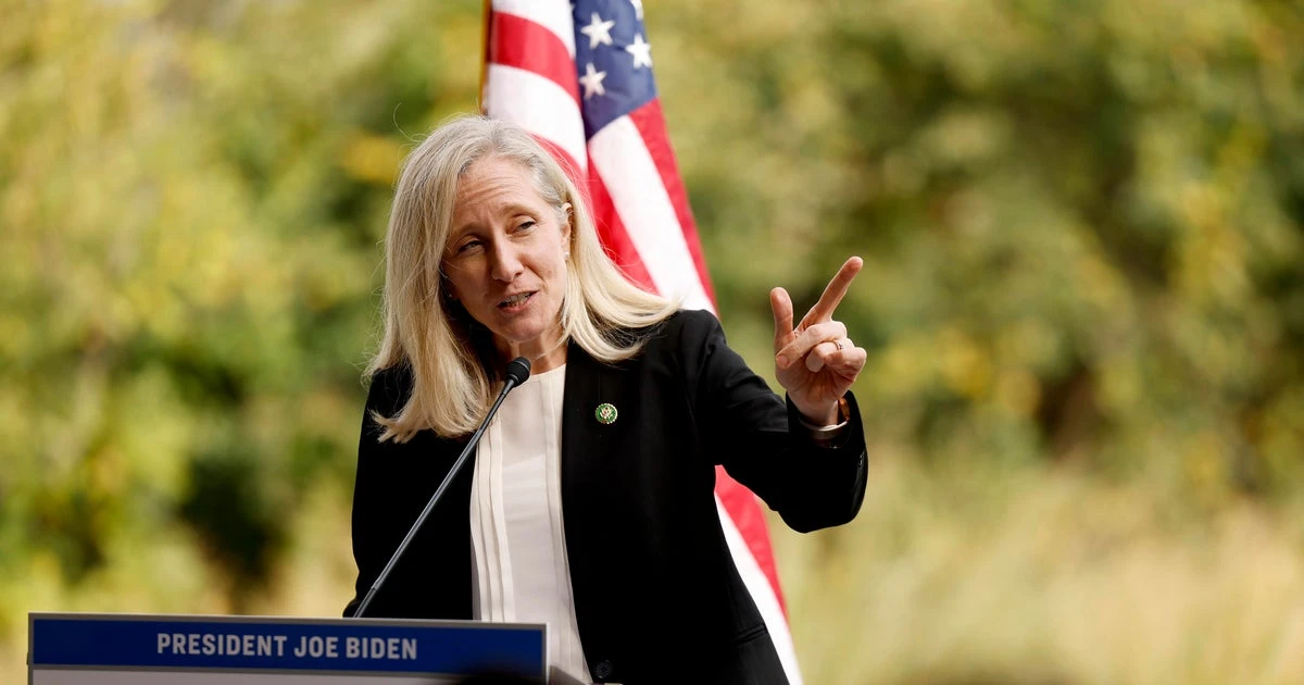 In governor's race, Democrat Abigail Spanberger makes appeal based on her bio