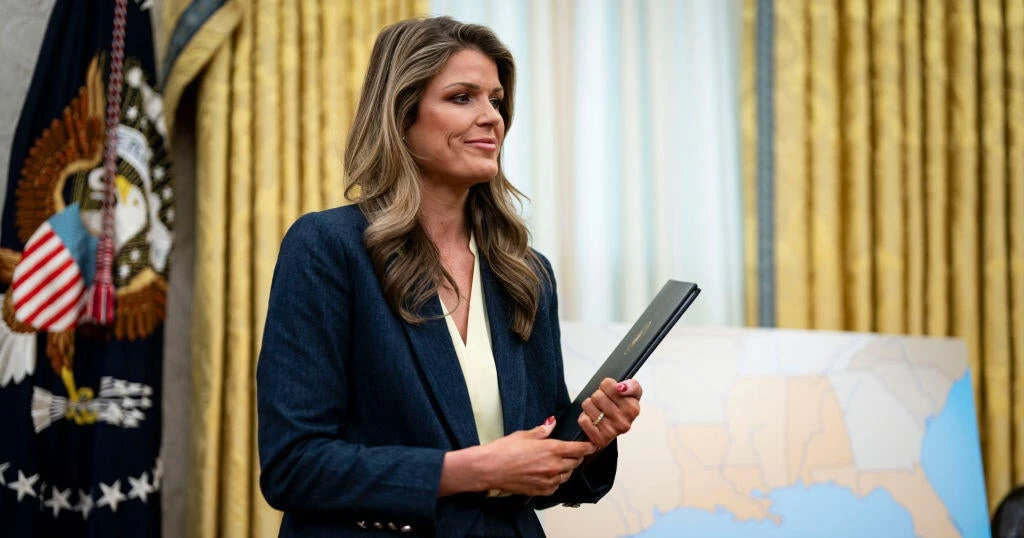 Lindsey Halligan sworn in as interim U.S. attorney