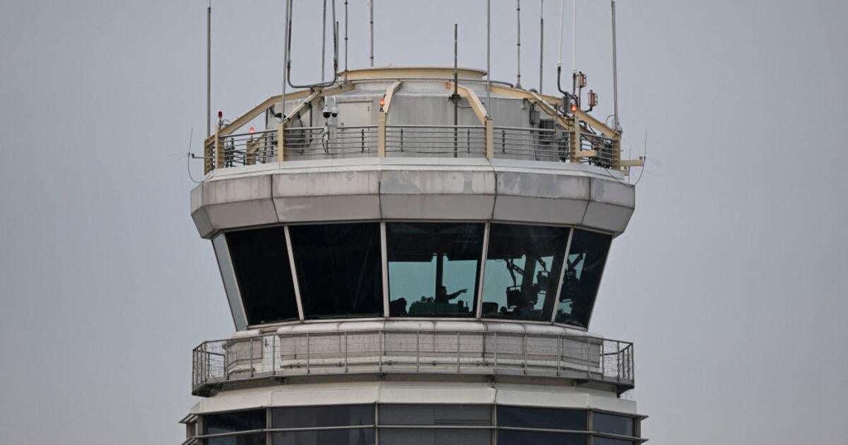 Over 90% of U.S. airport towers are understaffed, data shows