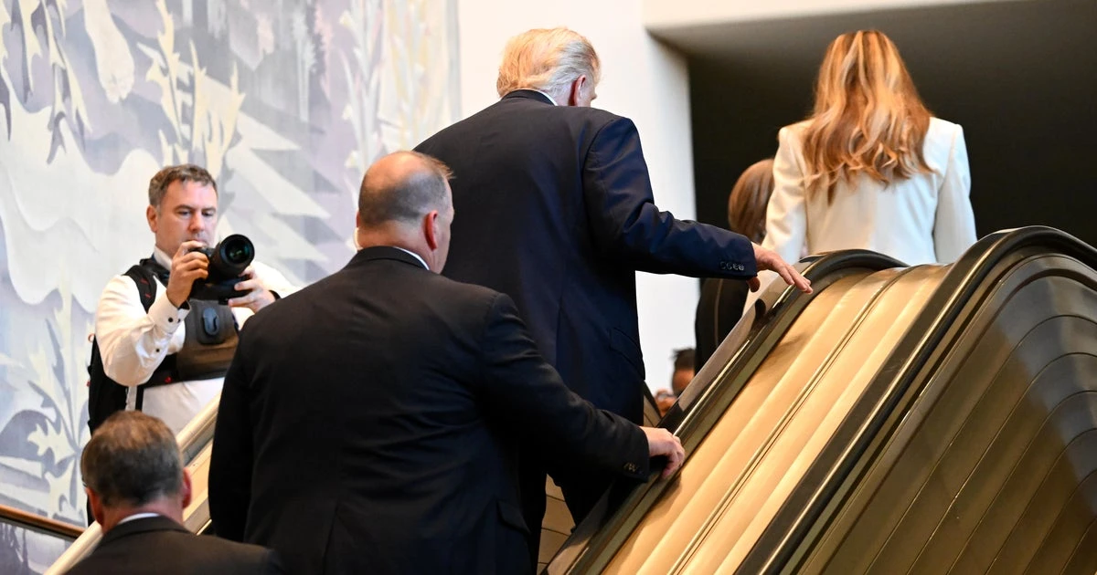 White House suggests U.N. escalator mishap with Trump 
