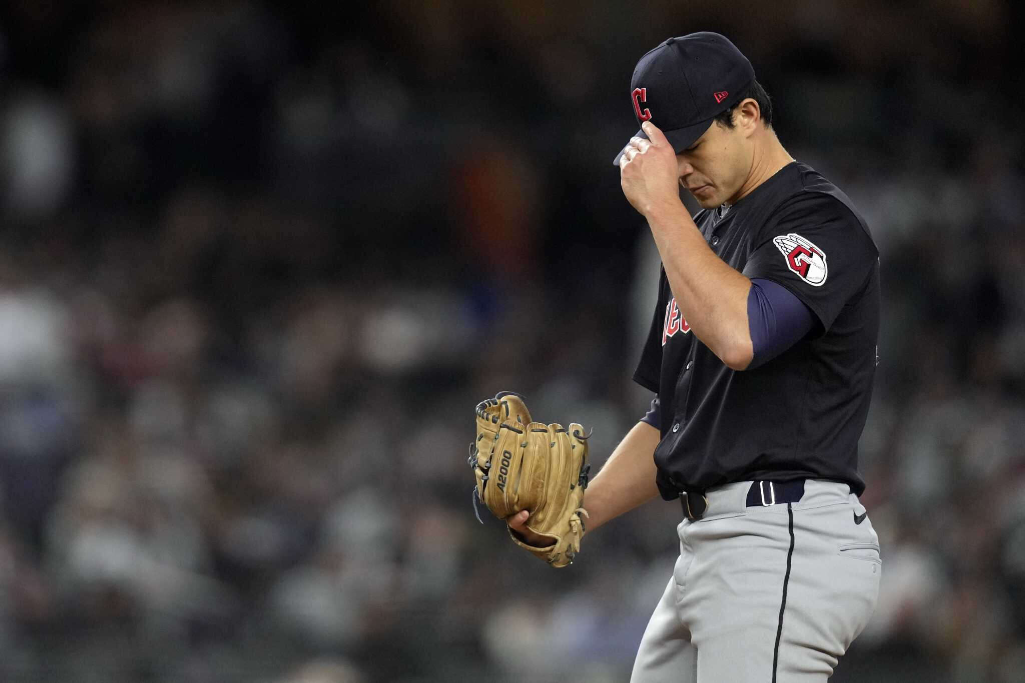 Wild thing! Guardians rookie reliever throws 4 of team's record-tying 5 wild pitches in Game 1 loss