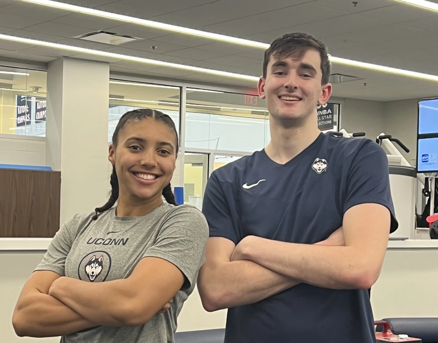Anthony: UConn stars Fudd and Karaban share rare bond as March Madness begins