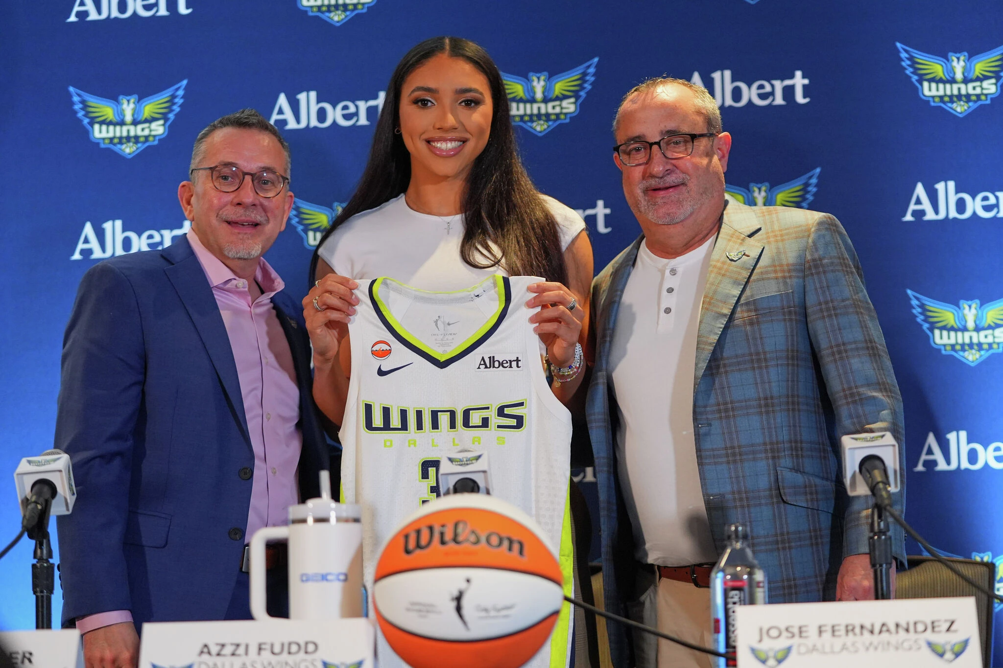 UConn's Azzi Fudd introduced by WNBA's Dallas Wings: 'I am honored'