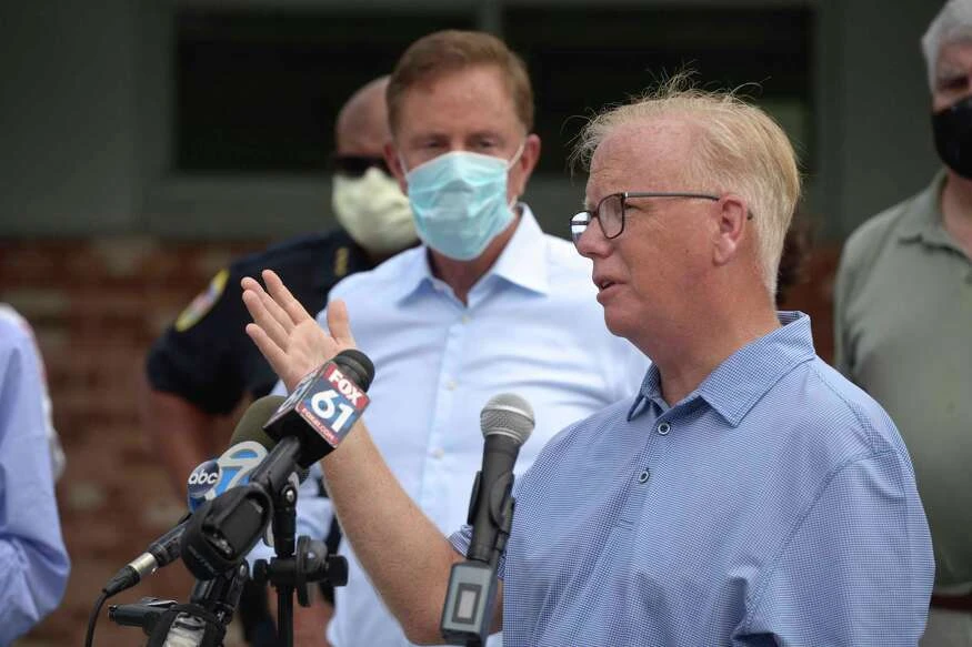 As CT workers land jobs, many chasing $1,000 bonus from the state