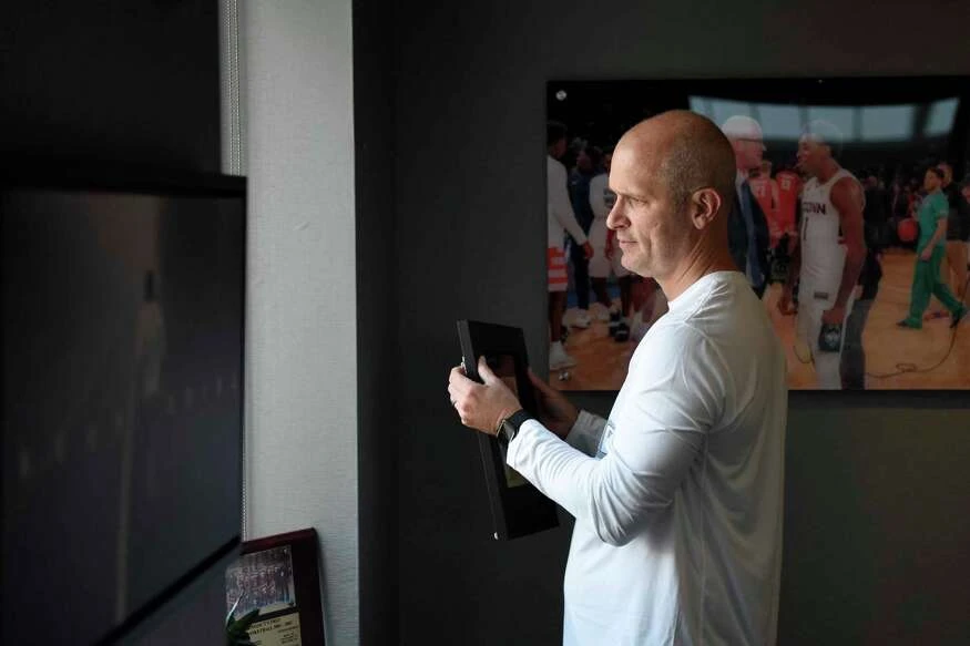What led to Hearst’s day with Dan Hurley? Listen to the story behind the...