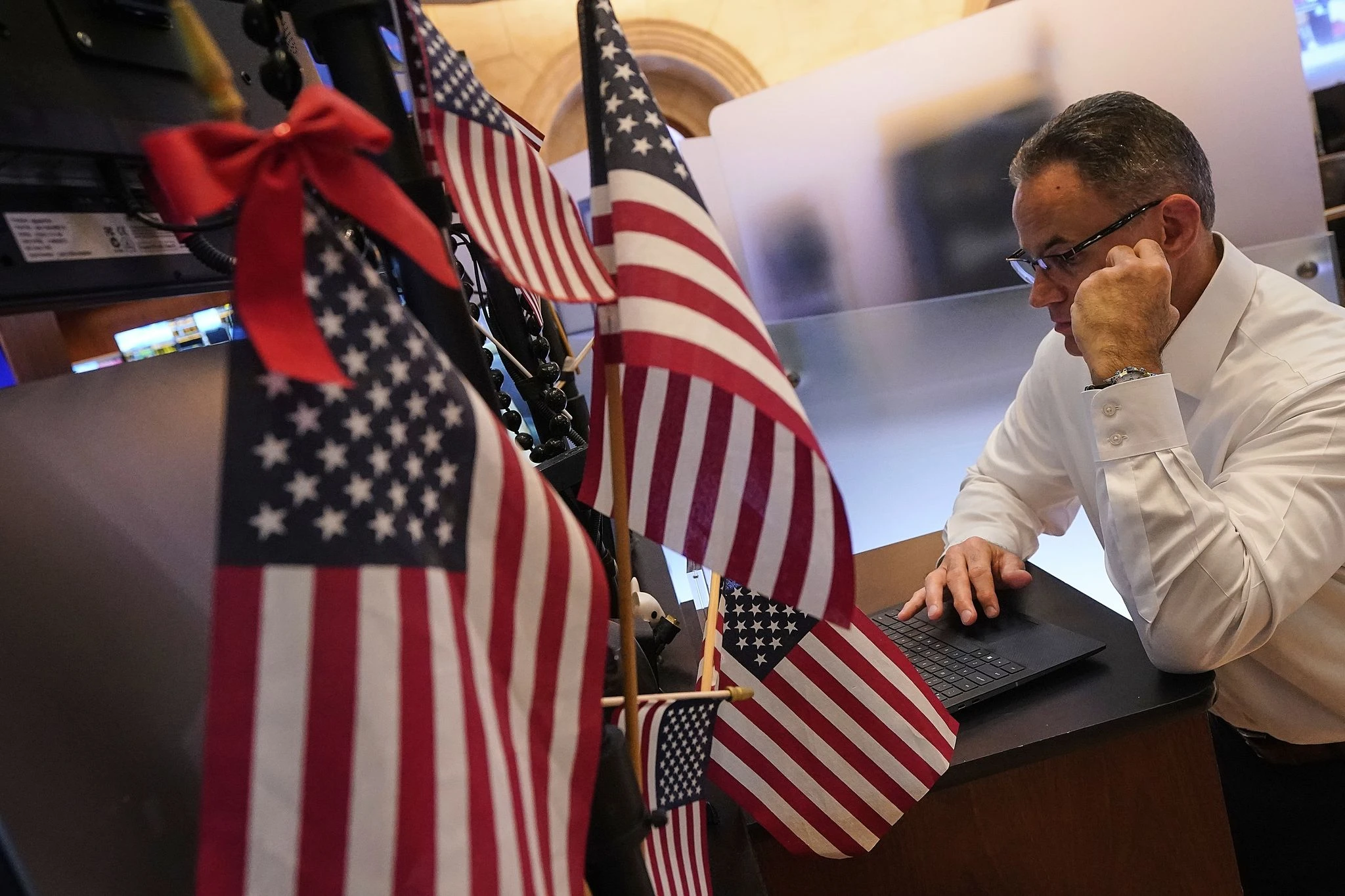 US stocks set another record and yields leap on signals the US economy is solid