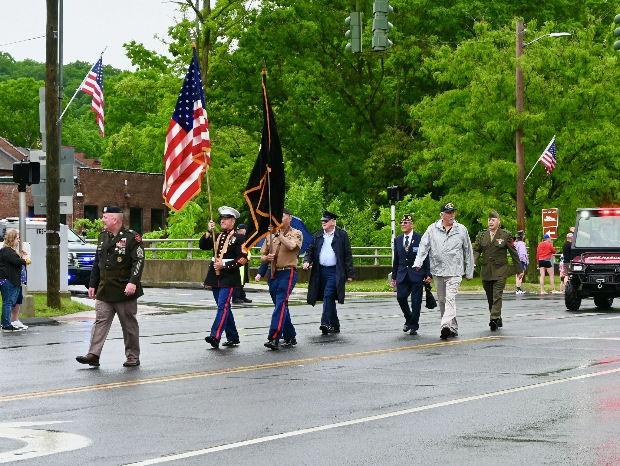 Winsted marks Memorial Day with parade, placing flowers on veterans' graves