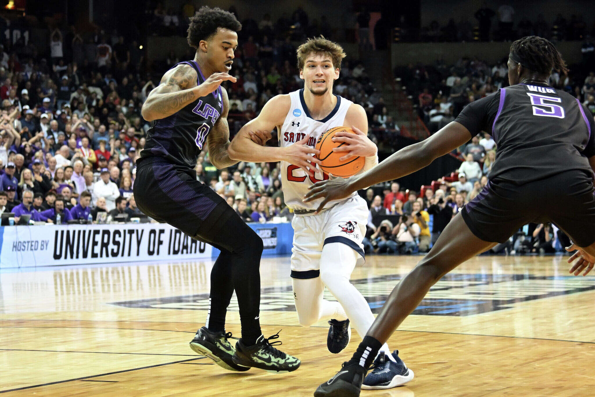 UConn transfer Aidan Mahaney could bring Cam Spencer-like intensity