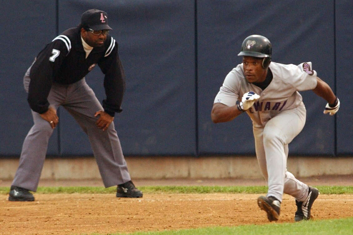 Rickey Henderson made multiple stops in CT during MLB comeback