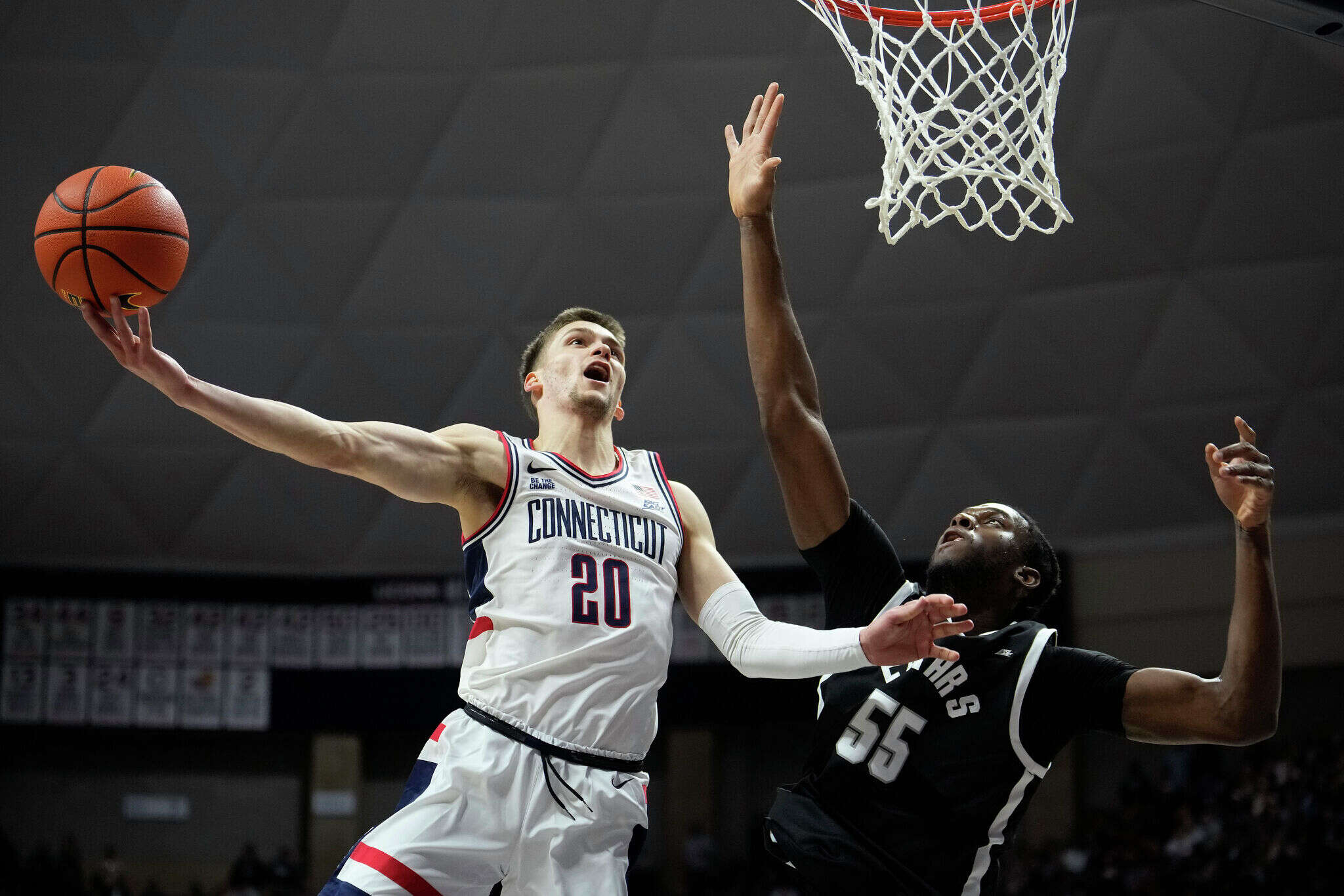 Diarra, Mahaney, Reed lead UConn to comeback win over Providence