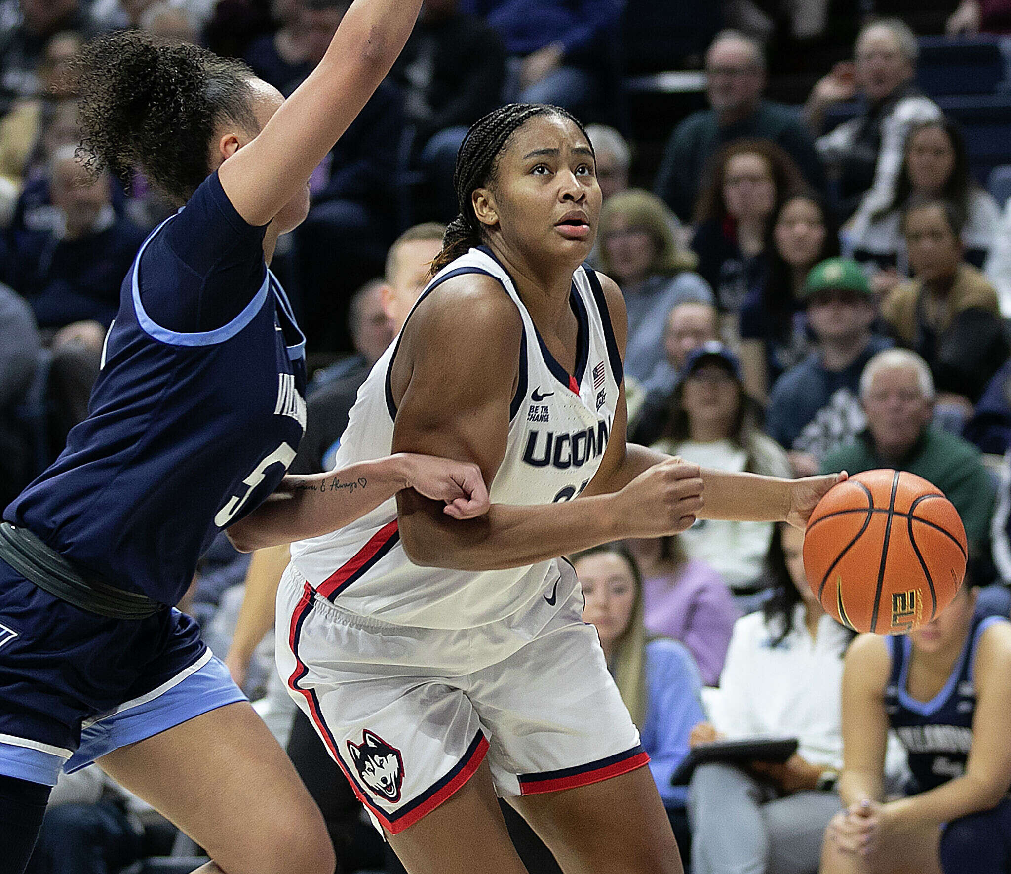 UConn women's basketball remains at No. 6 in Week 13 of AP Top 25 Poll