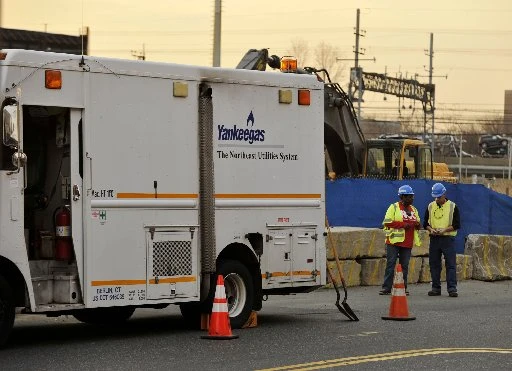 Tong urges utility regulators to reject Yankee Gas rate hike