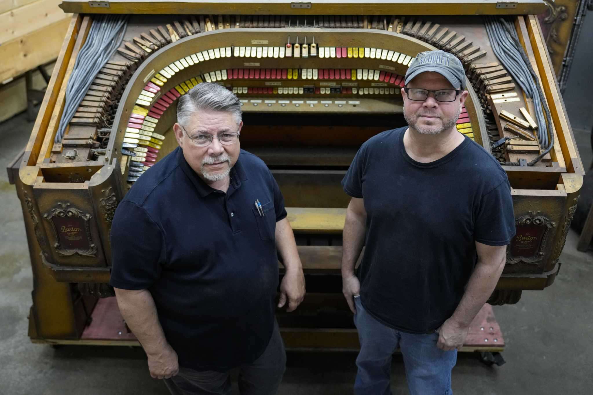 Reviving Hollywood glamor of the silent movie era, experts piece together a century-old pipe organ