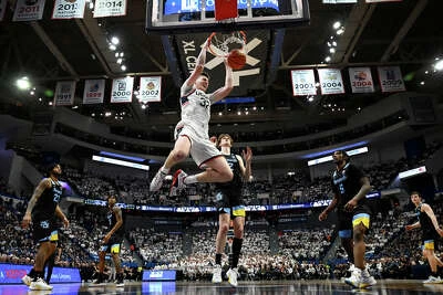 Donovan Clingan's 'impactful' performance in UConn win