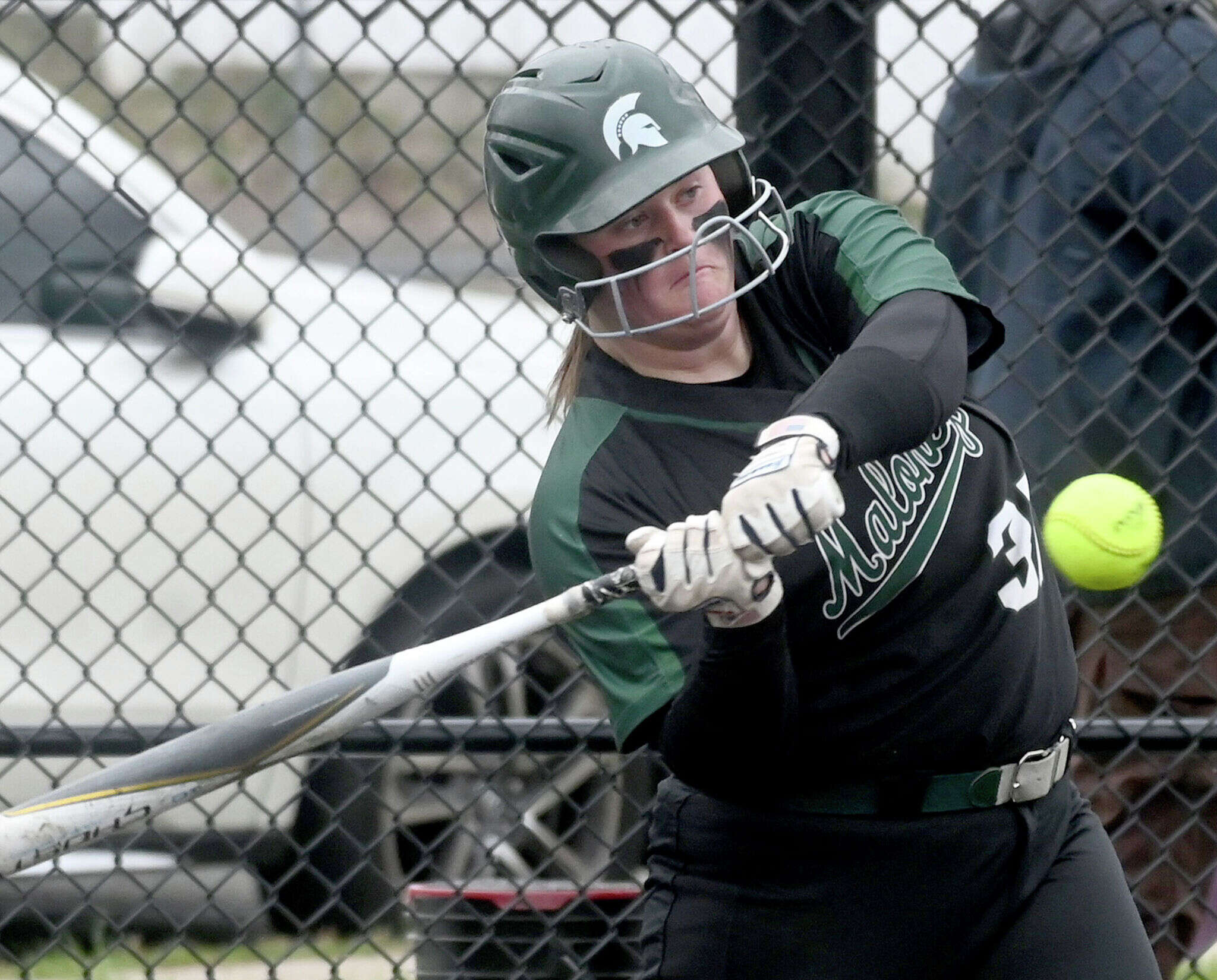 Softball top performances, games to watch (April 22)