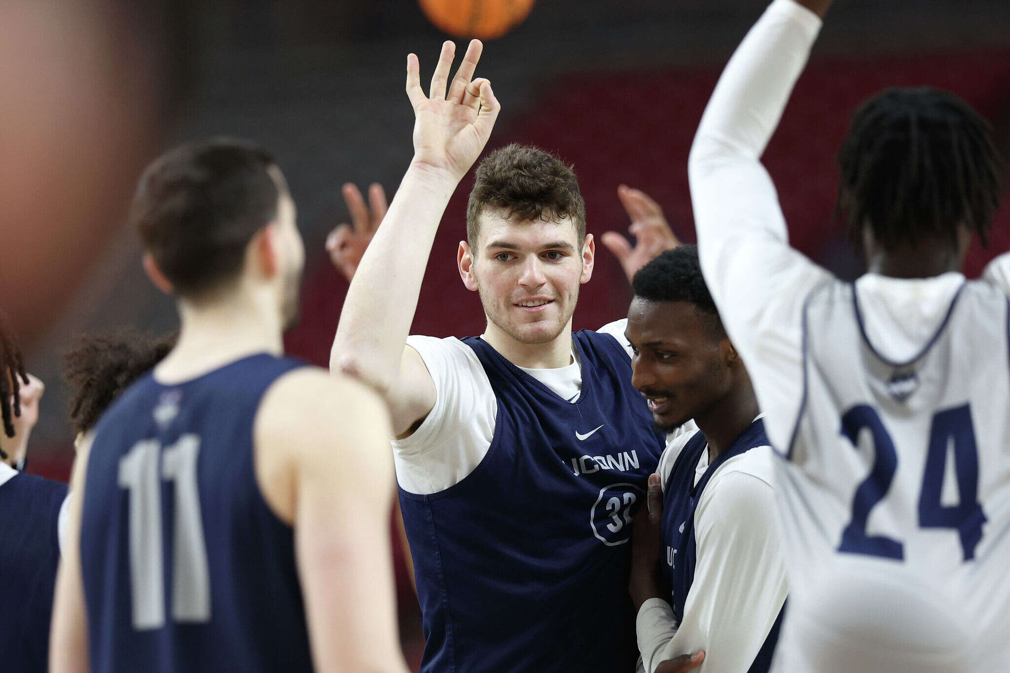 UConn men's basketball looks to make history in last weekend together