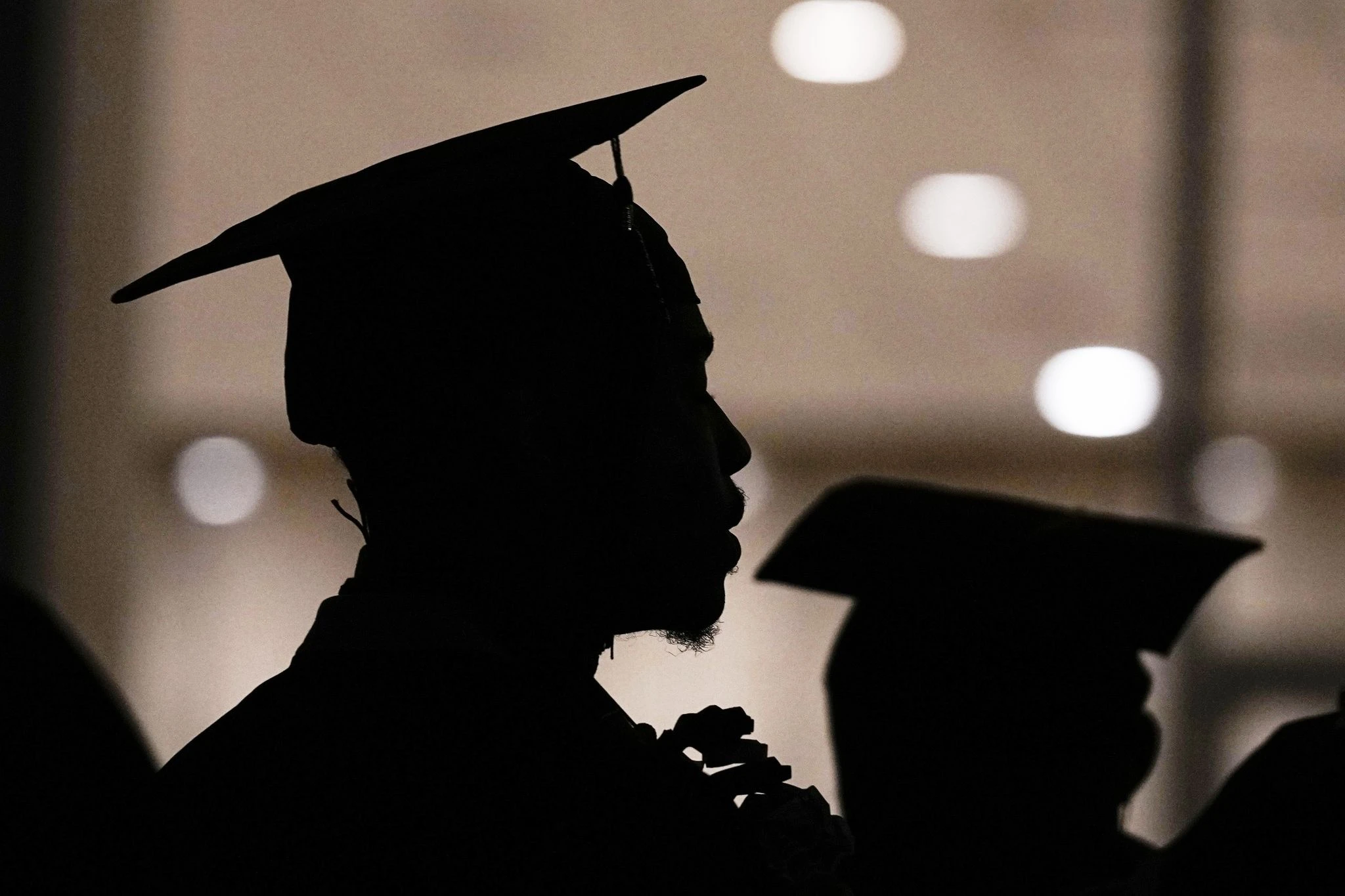 Unemployment among young college graduates outpaces overall US joblessness rate